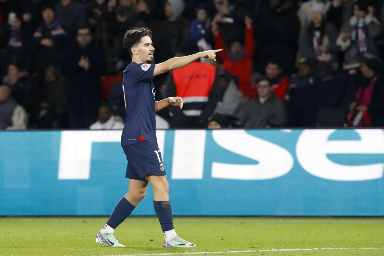 维蒂尼亚的进球是巴黎队史欧冠第300球 法国首支300球俱乐部